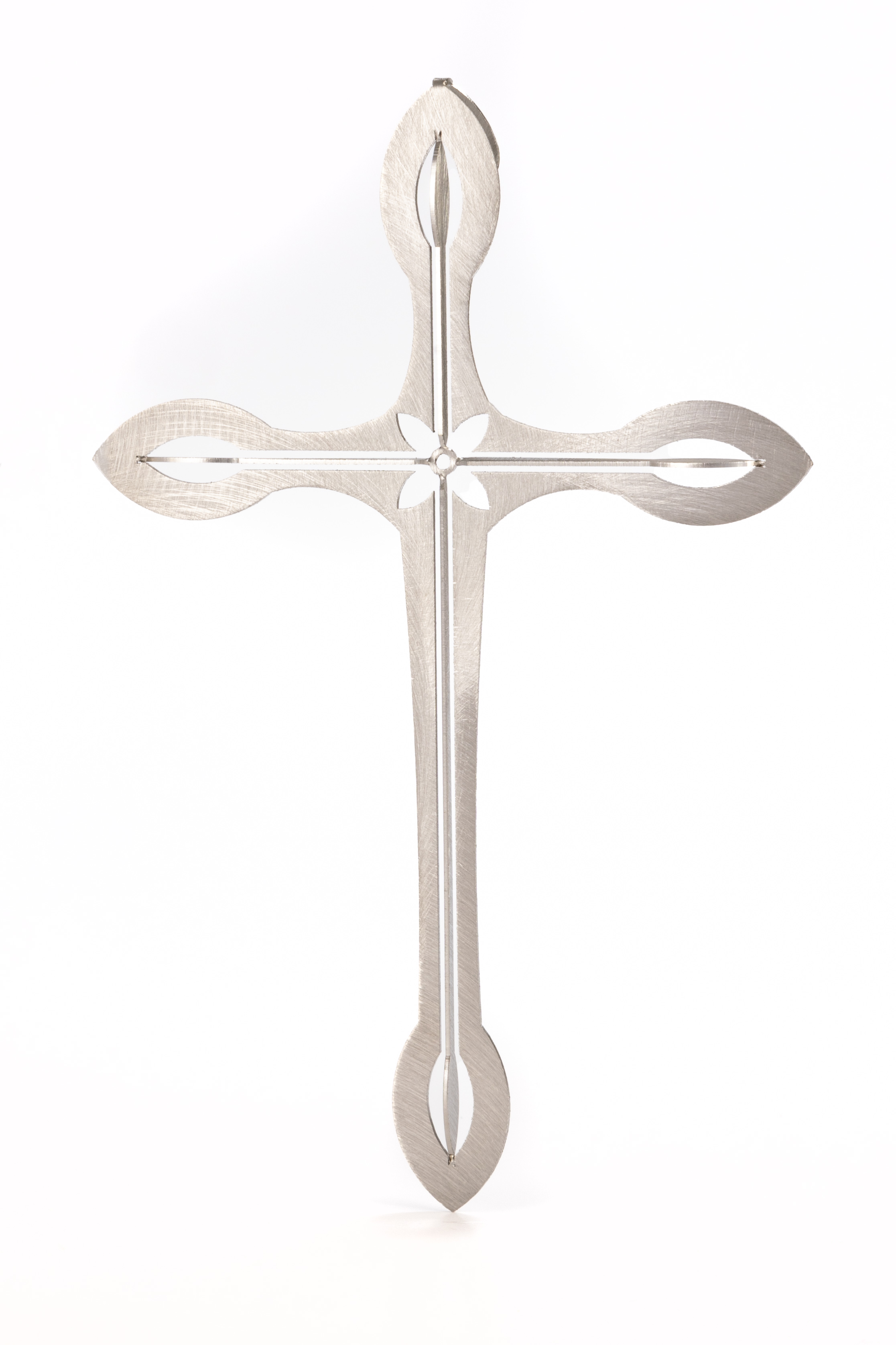 Kreuz mit Knospe lateinisch